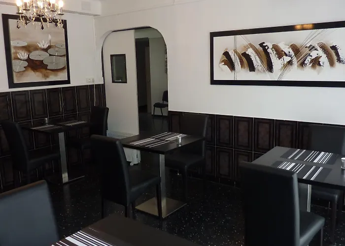Hotel Chez Nous